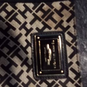 Tommy Hilfiger purse